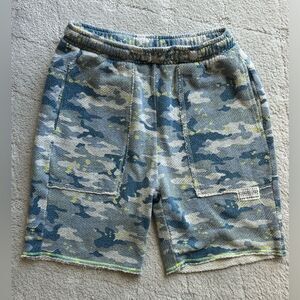 Zara boys shorts with raw hem, camo print, pull on, soft sz 9-10